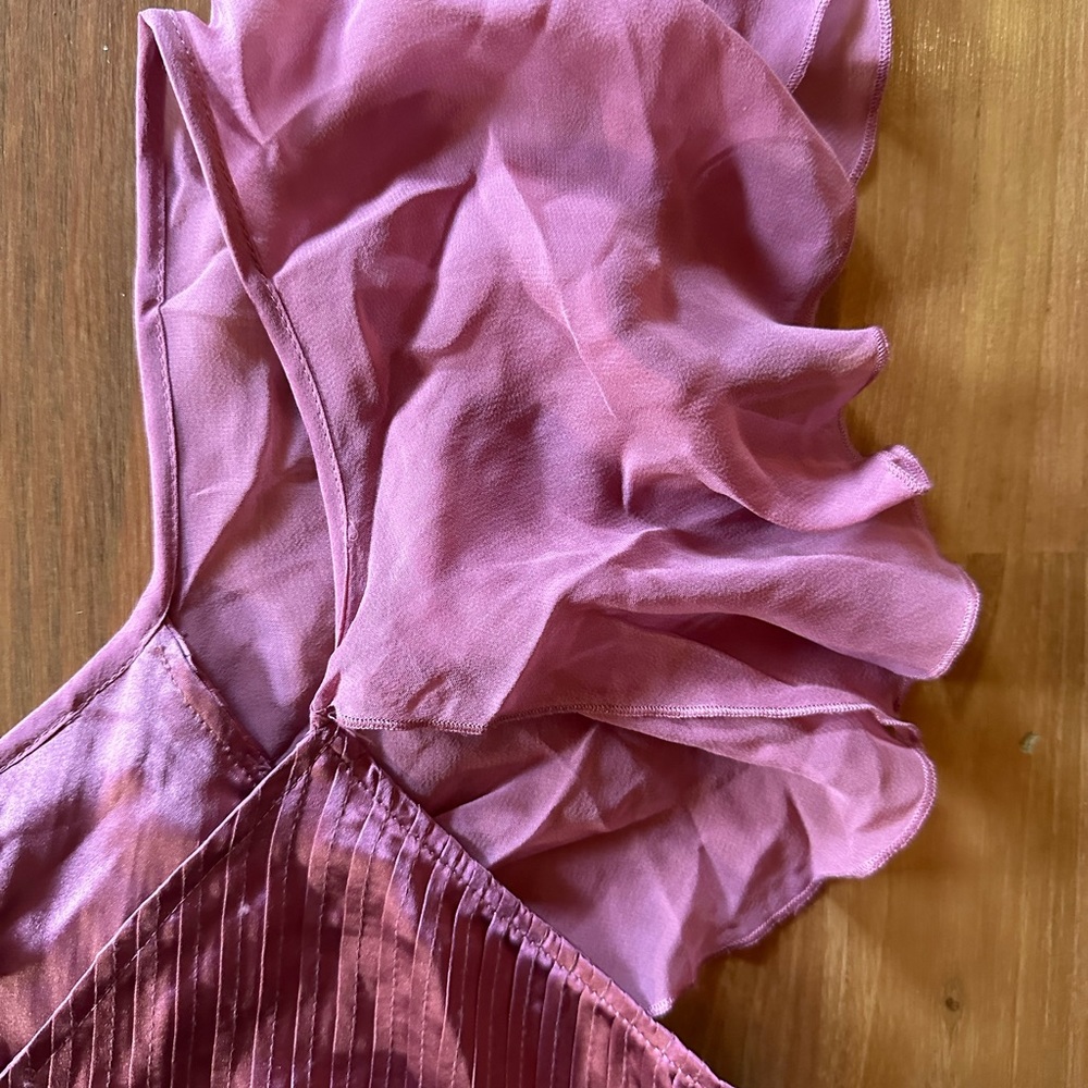 THRDUP- NWT Daisy Fuentes mauve silk top size L Large - Picture 3 of 7